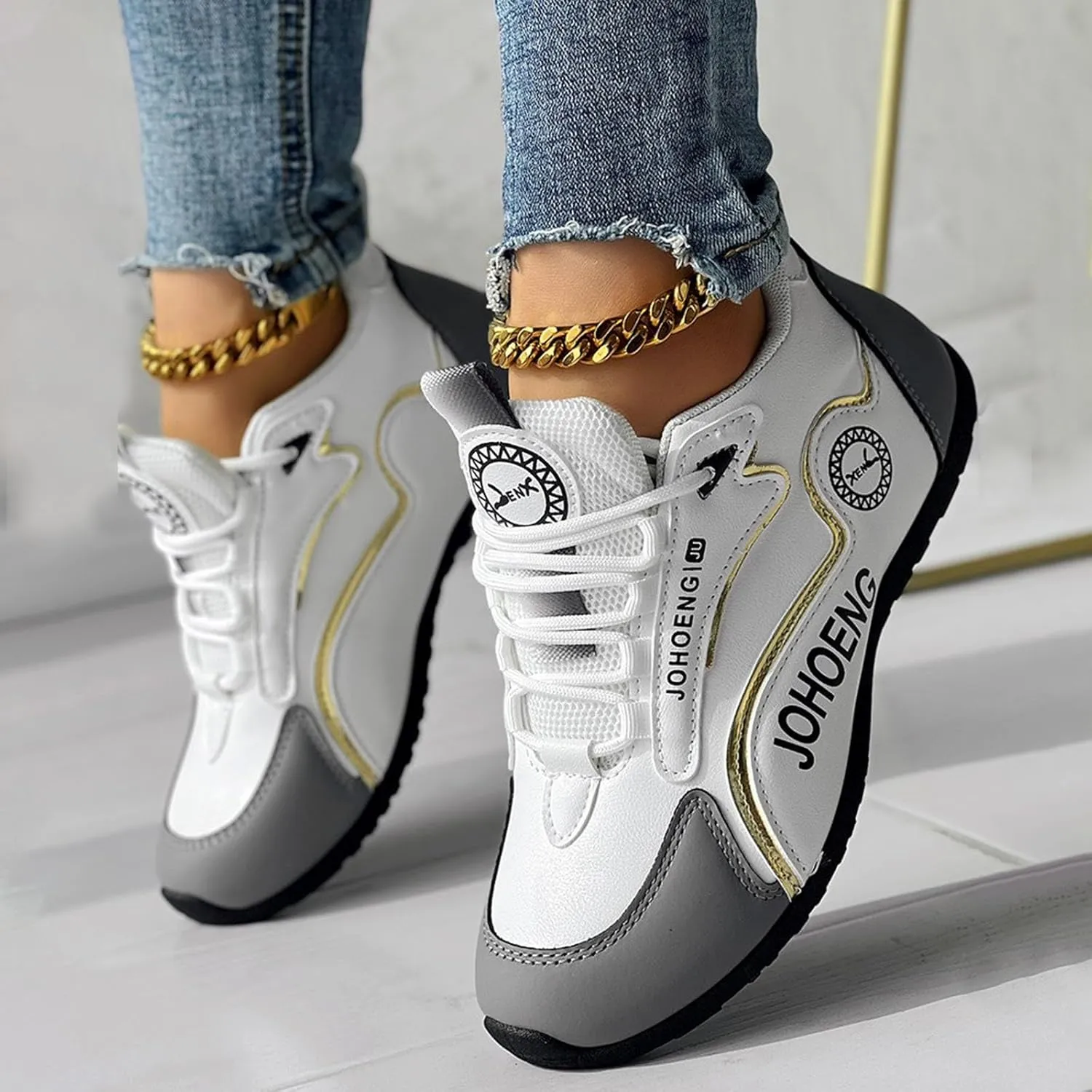 Slip on Walking Shoes for Women Dressy PU Leather Non Slip Vintage Wide Running Shoes Breathable Gym Workout Shoes Ladies 2024 Fashion Sneakers