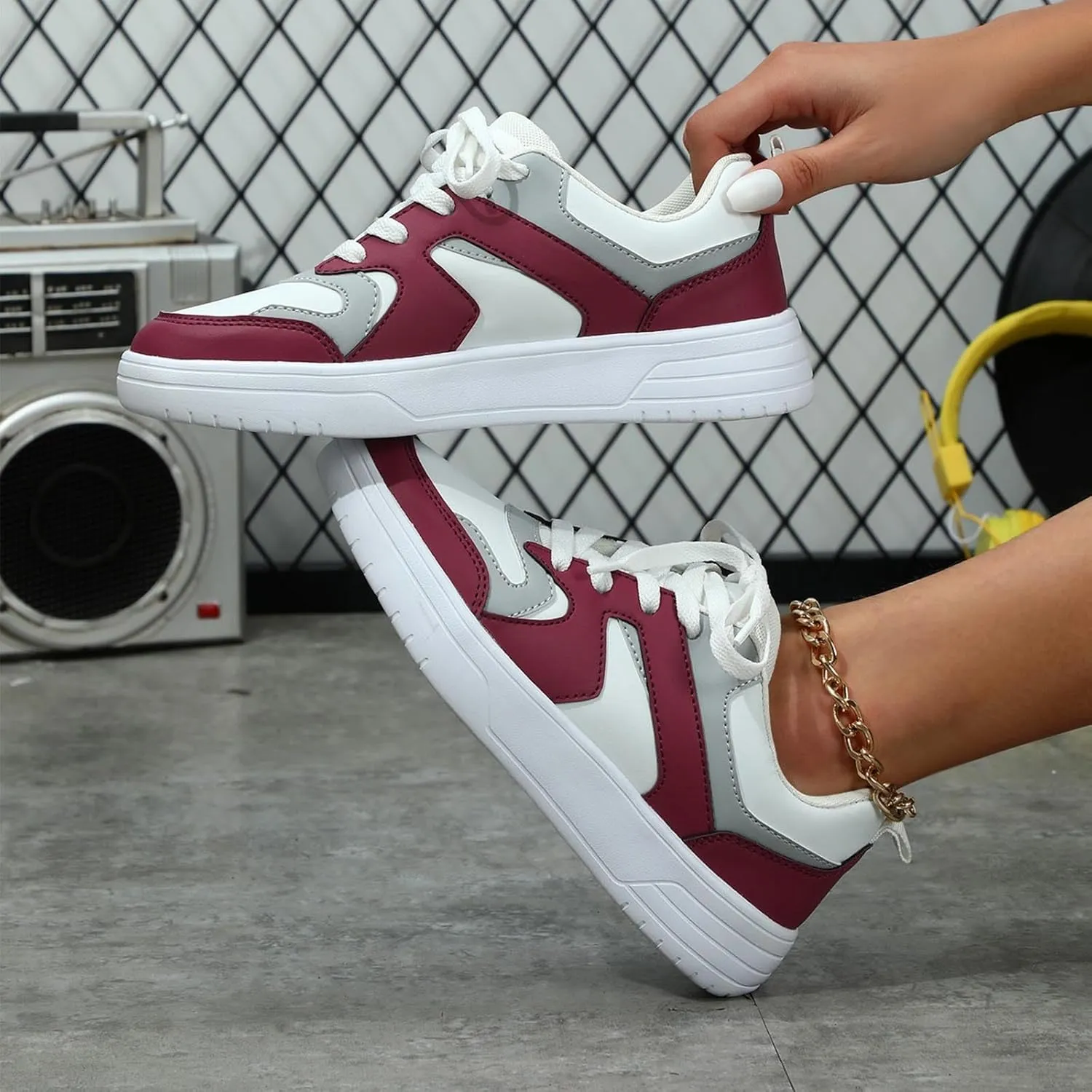 Women's Slip on Walking Shoes Dressy PU Leather Non Slip Running Shoes Wide Width Breathable Mesh Sports Workout Tennis Shoes Fashion Lace Up Sneakers